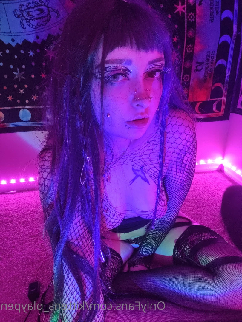 Kitten/Kat🐈🌸 [ kittens_playpen ] Onlyfans leaked photo 10632086 on Hotleaks.tv