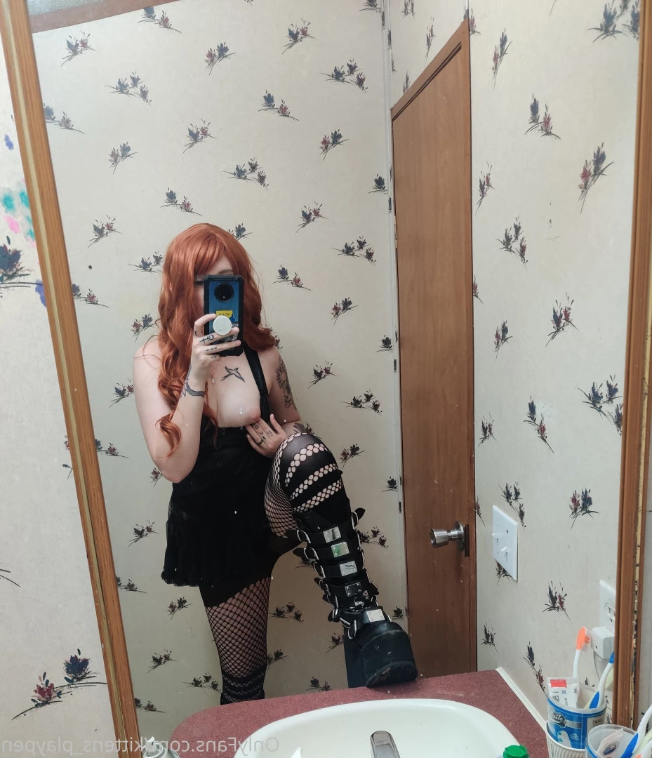 Kitten/Kat🐈🌸 [ kittens_playpen ] Onlyfans leaked photo 10660152 on Hotleaks.tv