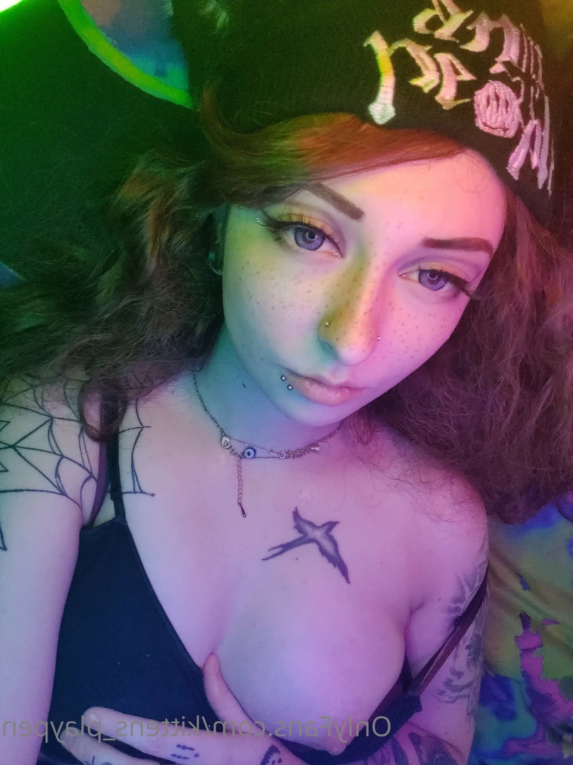 Kitten/Kat🐈🌸 [ kittens_playpen ] Onlyfans leaked photo 10717246 on Hotleaks.tv