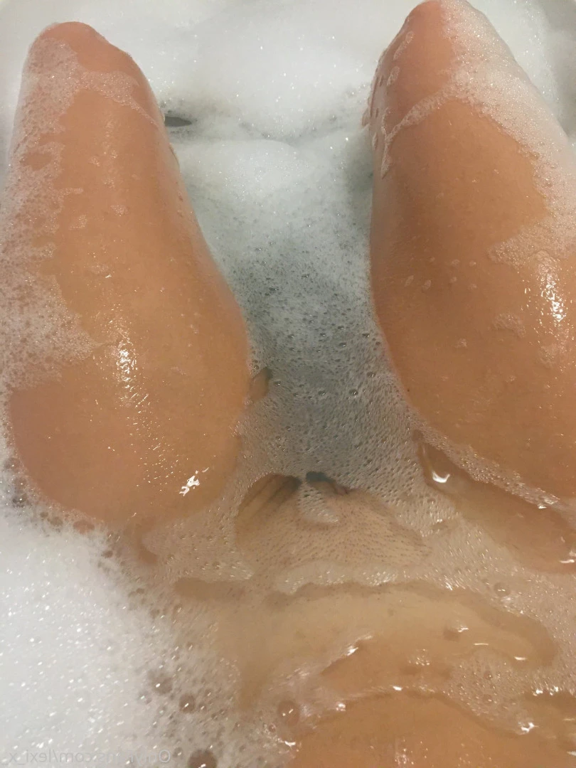 Lexi Zielinska 🥰😈 [ lexizielinska ] Onlyfans leaked photo 6894875 on Hotleaks.tv