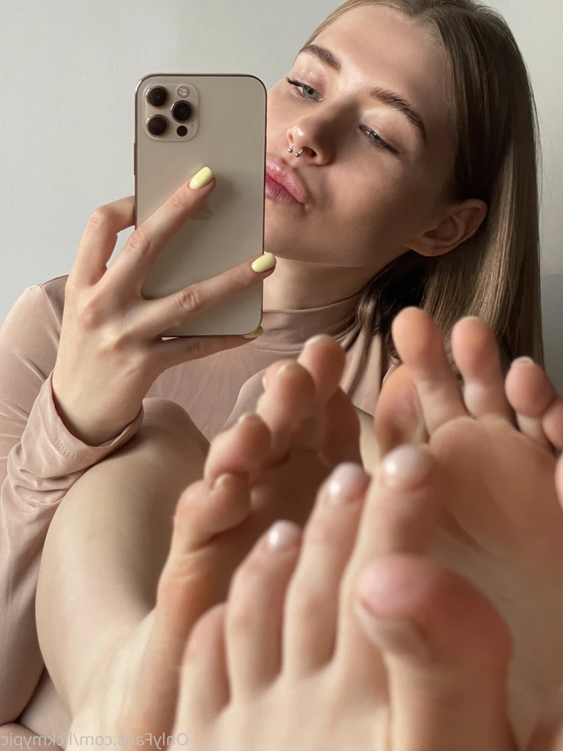 Alexa Martens [ lickmypic ] Onlyfans leaked photo 6862325 on Hotleaks.tv