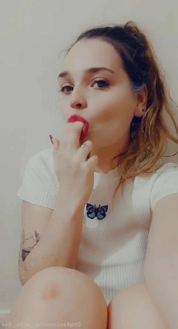𝙇𝙞𝙡𝙡𝙮 𝙋𝙞𝙚 🥧💦 [ lillypiee ] Onlyfans leaked photo 6534360 on Hotleaks.tv