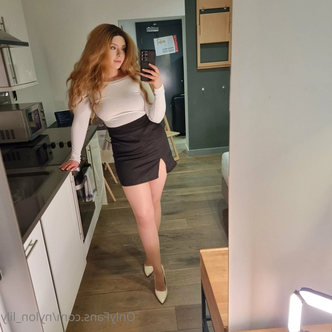 Nylon Lily [ nylon_lily ] Onlyfans leaked photo 6677445 on Hotleaks.tv