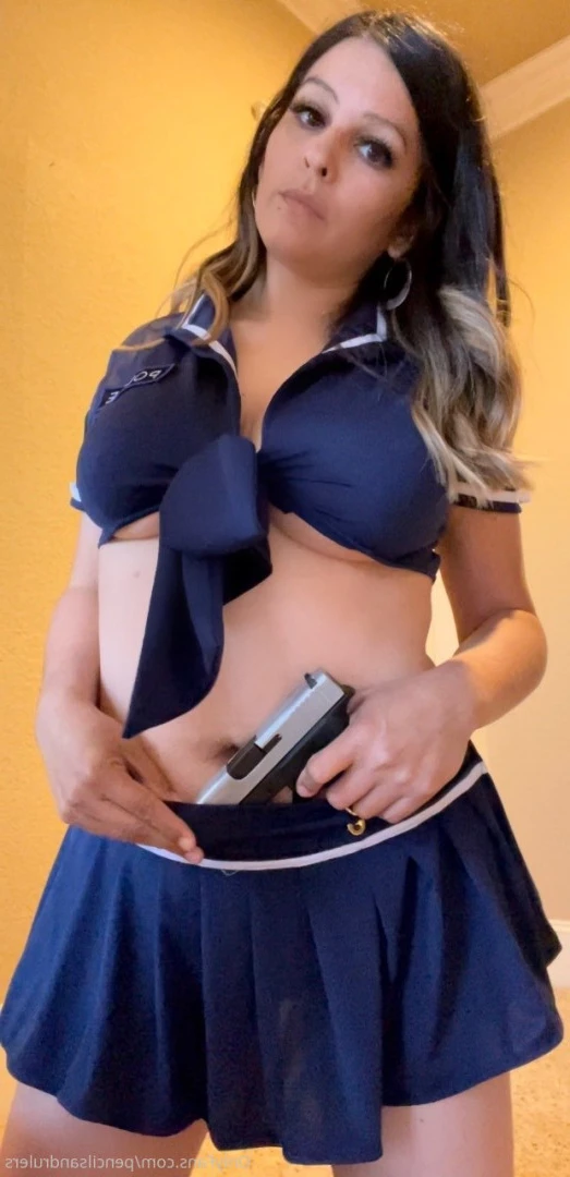 Debbie Martinez [ pencilsandrulers ] Onlyfans leaked photo 7335347 on Hotleaks.tv