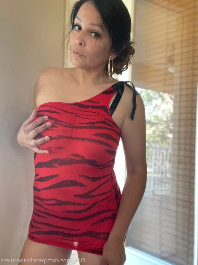 Debbie Martinez [ pencilsandrulers ] Onlyfans leaked photo 7341329 on Hotleaks.tv