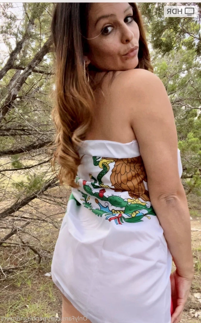 Debbie Martinez [ pencilsandrulers ] Onlyfans leaked photo 7342465 on Hotleaks.tv