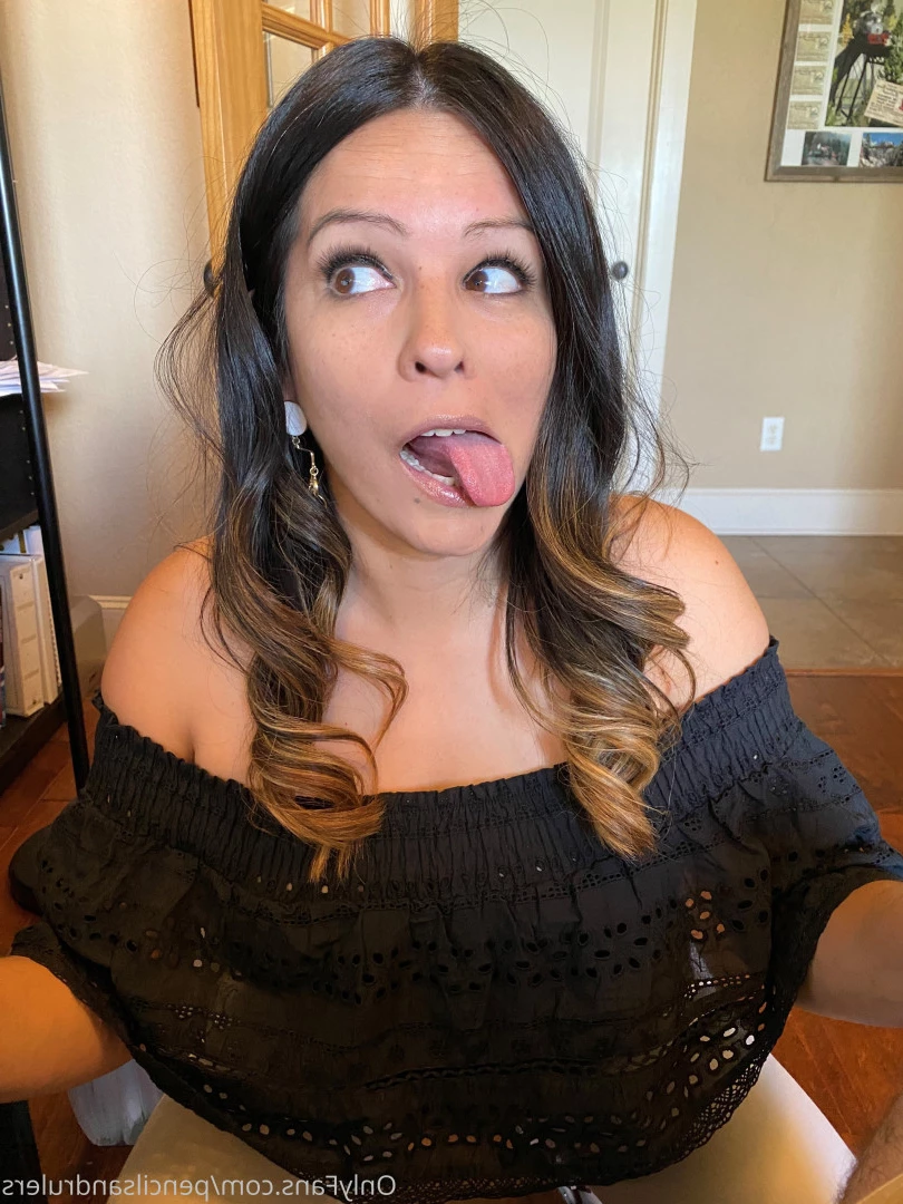 Debbie Martinez [ pencilsandrulers ] Onlyfans leaked photo 7347097 on Hotleaks.tv