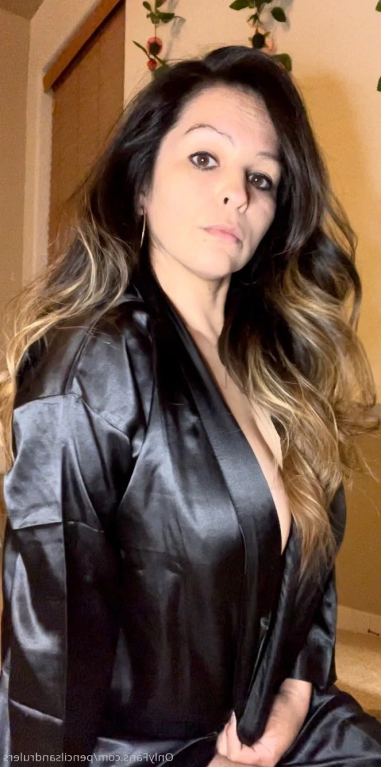 Debbie Martinez [ pencilsandrulers ] Onlyfans leaked photo 7347251 on Hotleaks.tv