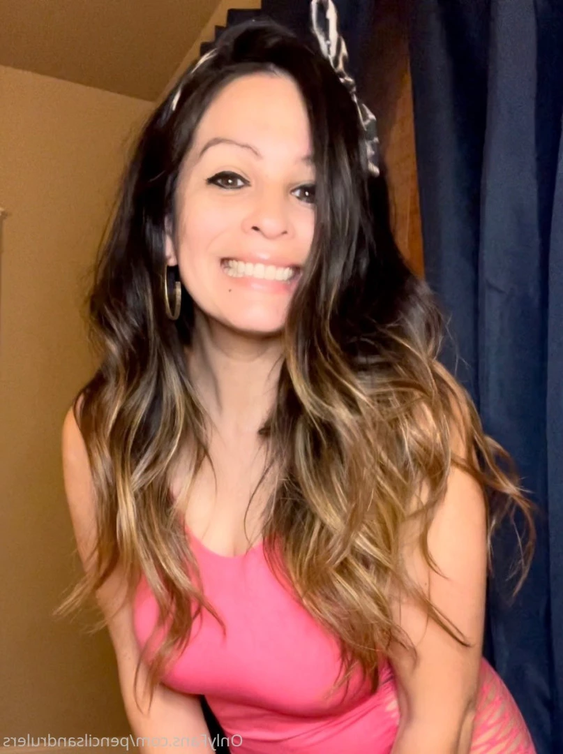 Debbie Martinez [ pencilsandrulers ] Onlyfans leaked photo 7356942 on Hotleaks.tv