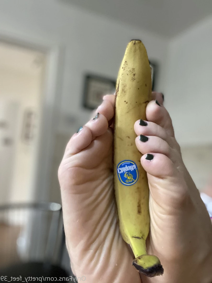 Goddess Vanessa [ pretty_feet_39 ] Onlyfans leaked photo 7168861 on Hotleaks.tv