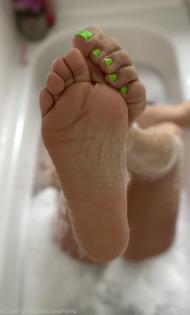 Goddess Vanessa [ pretty_feet_39 ] Onlyfans leaked photo 7181010 on Hotleaks.tv