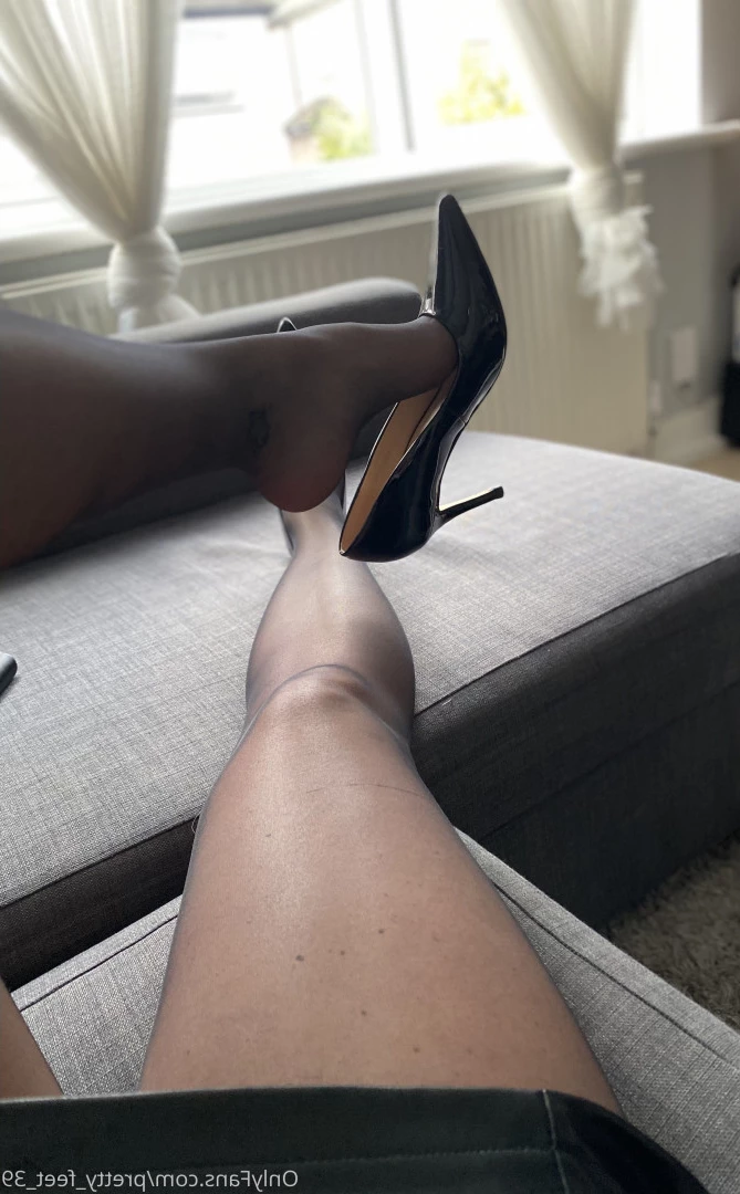 Goddess Vanessa [ pretty_feet_39 ] Onlyfans leaked photo 7189026 on Hotleaks.tv