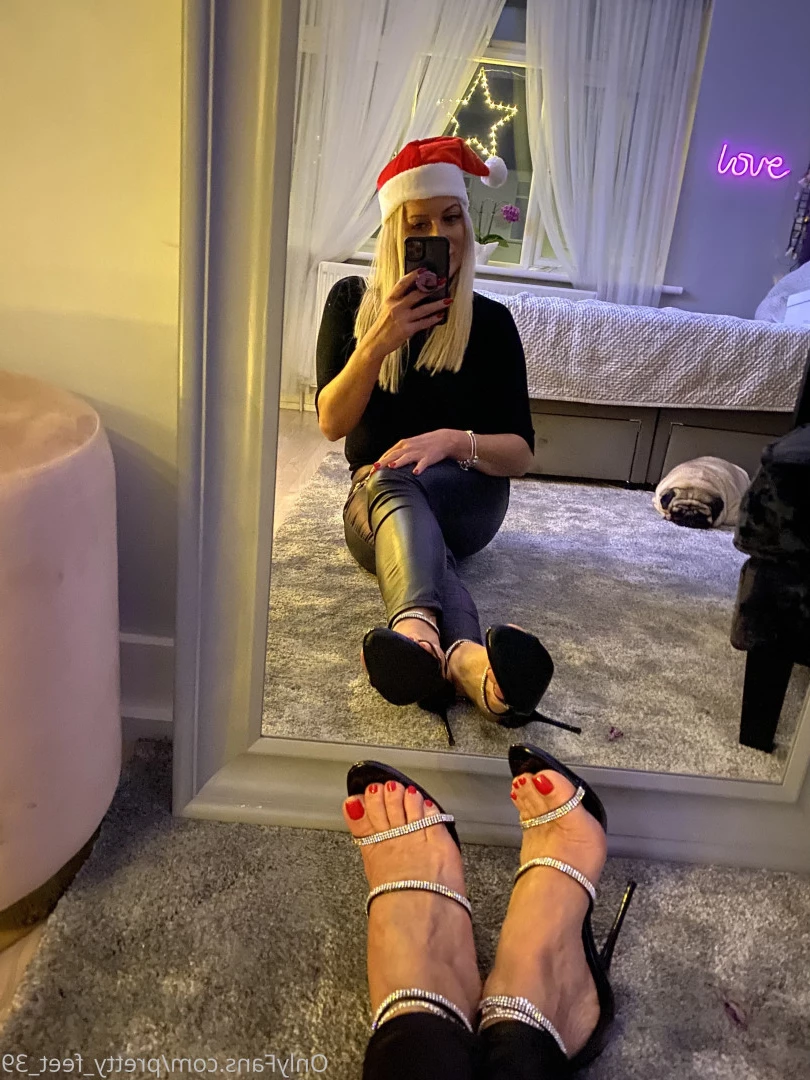 Goddess Vanessa [ pretty_feet_39 ] Onlyfans leaked photo 7189303 on Hotleaks.tv