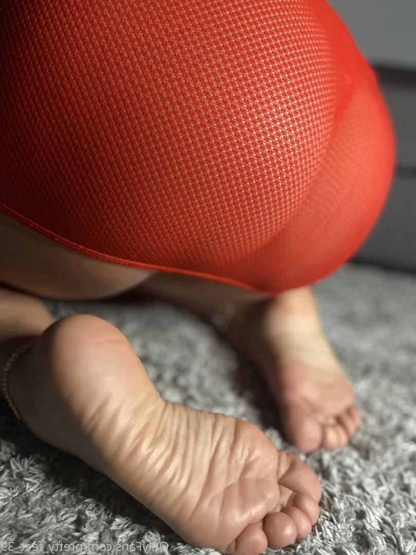 Goddess Vanessa [ pretty_feet_39 ] Onlyfans leaked photo 7190363 on Hotleaks.tv
