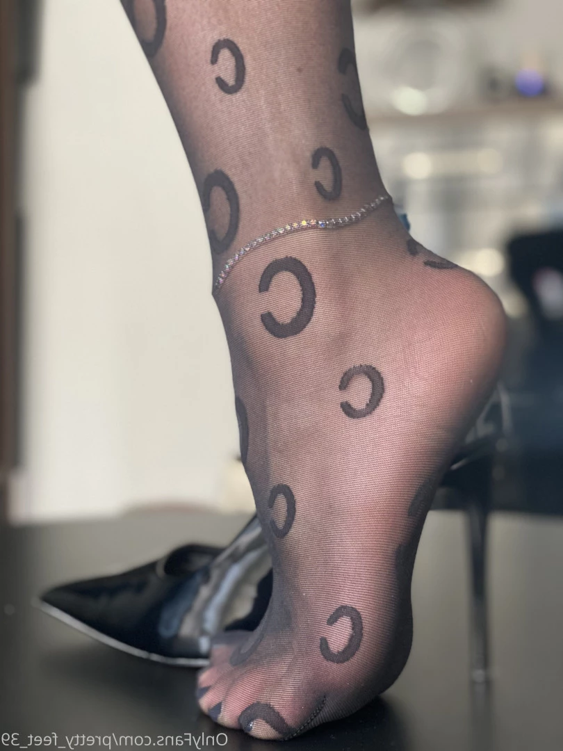 Goddess Vanessa [ pretty_feet_39 ] Onlyfans leaked photo 7191866 on Hotleaks.tv