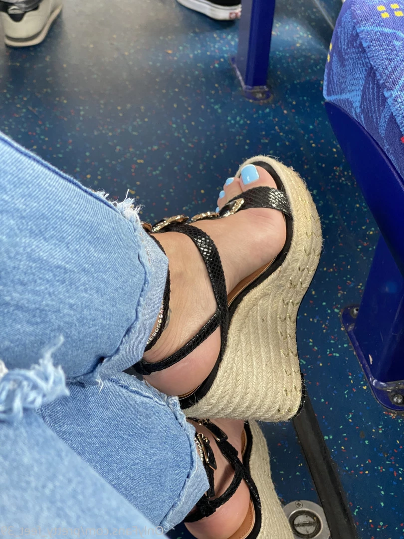 Goddess Vanessa [ pretty_feet_39 ] Onlyfans leaked photo 7193719 on Hotleaks.tv