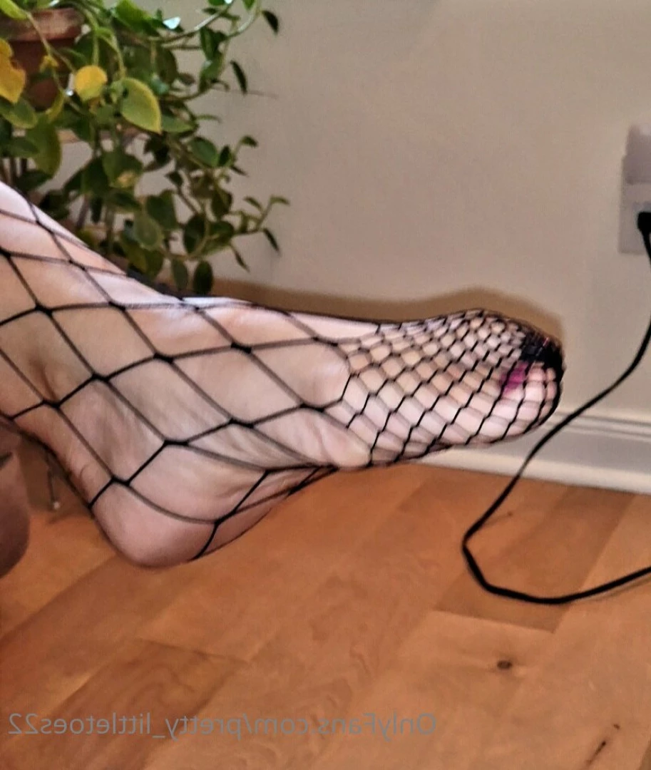 BellaG [ pretty_littletoes22 ] Onlyfans leaked photo 7304248 on Hotleaks.tv