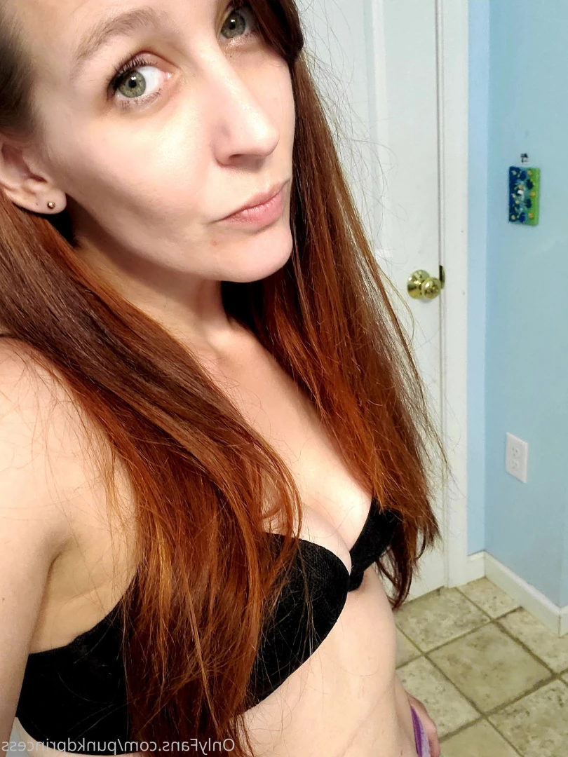 𝐏𝐮𝐧𝐤𝐝 𝐏𝐫𝐢𝐧𝐜𝐞𝐬𝐬 [ punkdprincess ] Onlyfans leaked photo 7182574 on Hotleaks.tv