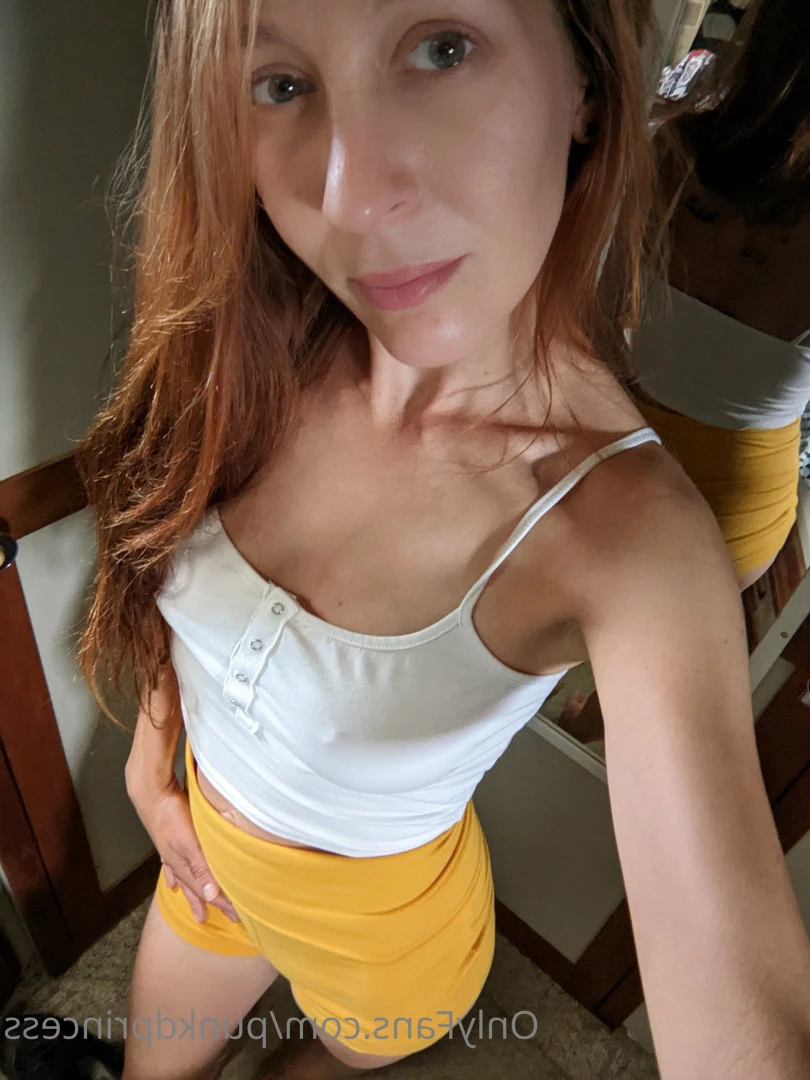 𝐏𝐮𝐧𝐤𝐝 𝐏𝐫𝐢𝐧𝐜𝐞𝐬𝐬 [ punkdprincess ] Onlyfans leaked photo 7185528 on Hotleaks.tv