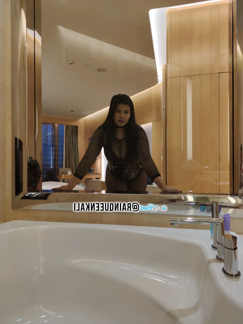 Queen Kali Rain [ rainqueenkali ] Onlyfans leaked photo 6700584 on Hotleaks.tv