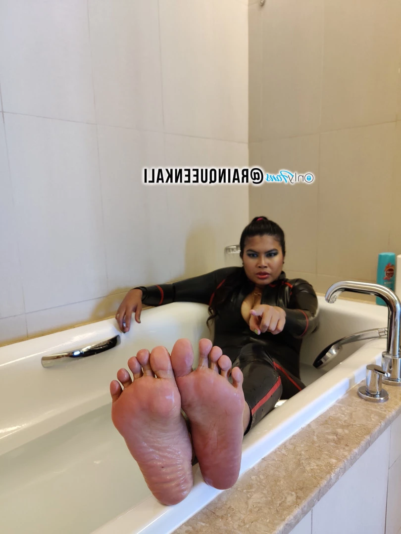 Queen Kali Rain [ rainqueenkali ] Onlyfans leaked photo 6714837 on Hotleaks.tv