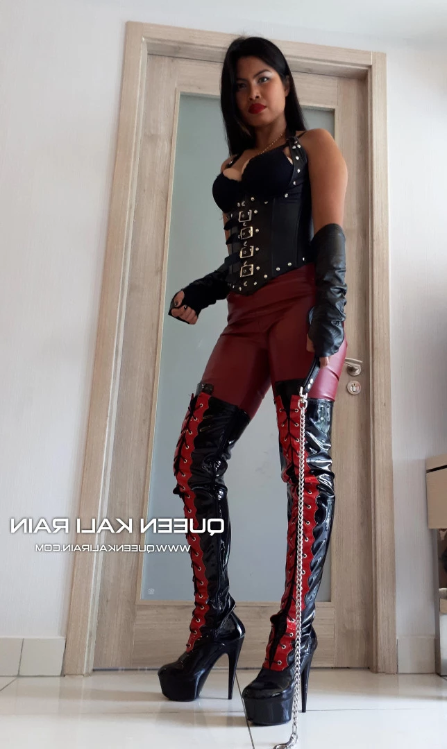 Queen Kali Rain [ rainqueenkali ] Onlyfans leaked photo 6719545 on Hotleaks.tv