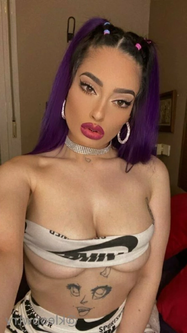 18 y.o Kleopwtrx | VIDEOCALLSXXX [ kleopwtrx ] Onlyfans leaked photo 11359026 on Hotleaks.tv