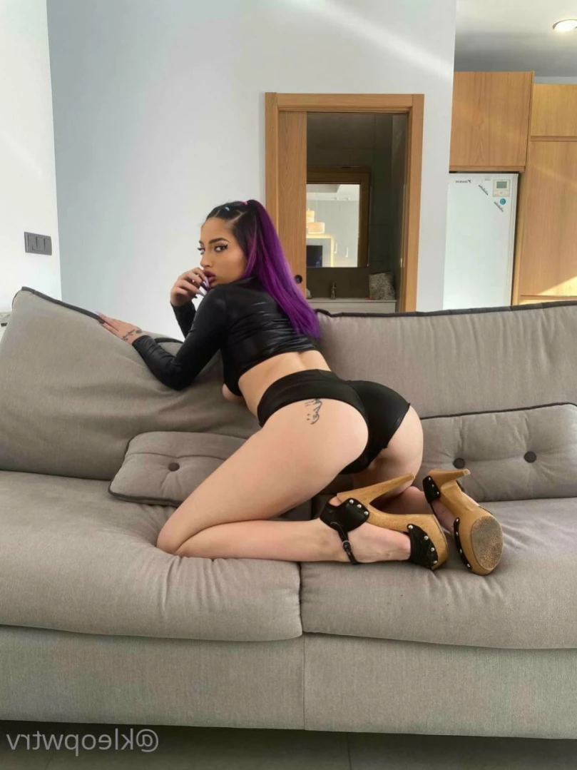18 y.o Kleopwtrx | VIDEOCALLSXXX [ kleopwtrx ] Onlyfans leaked photo 11498807 on Hotleaks.tv