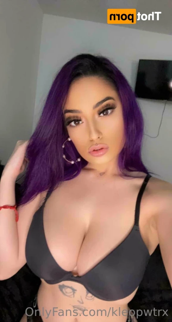 18 y.o Kleopwtrx | VIDEOCALLSXXX [ kleopwtrx ] Onlyfans leaked photo 11499170 on Hotleaks.tv