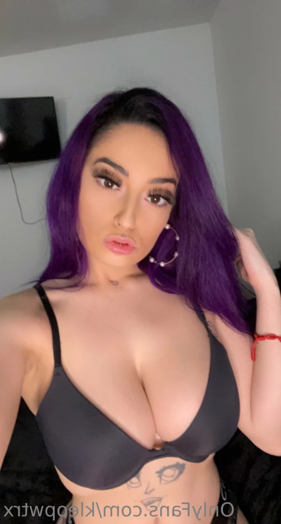 18 y.o Kleopwtrx | VIDEOCALLSXXX [ kleopwtrx ] Onlyfans leaked photo 11838652 on Hotleaks.tv