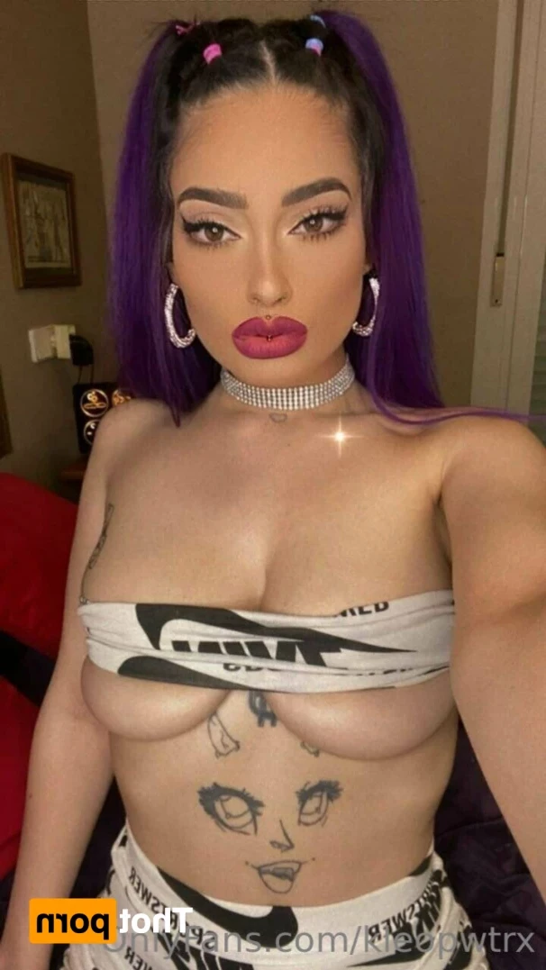 18 y.o Kleopwtrx | VIDEOCALLSXXX [ kleopwtrx ] Onlyfans leaked photo 12608345 on Hotleaks.tv
