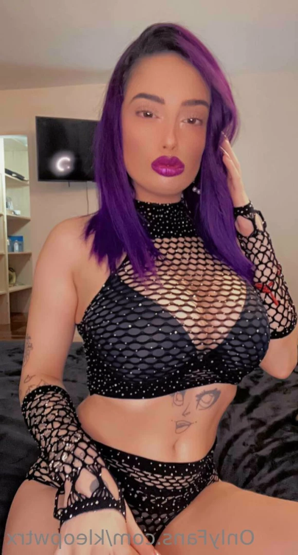 18 y.o Kleopwtrx | VIDEOCALLSXXX [ kleopwtrx ] Onlyfans leaked photo 16146834 on Hotleaks.tv
