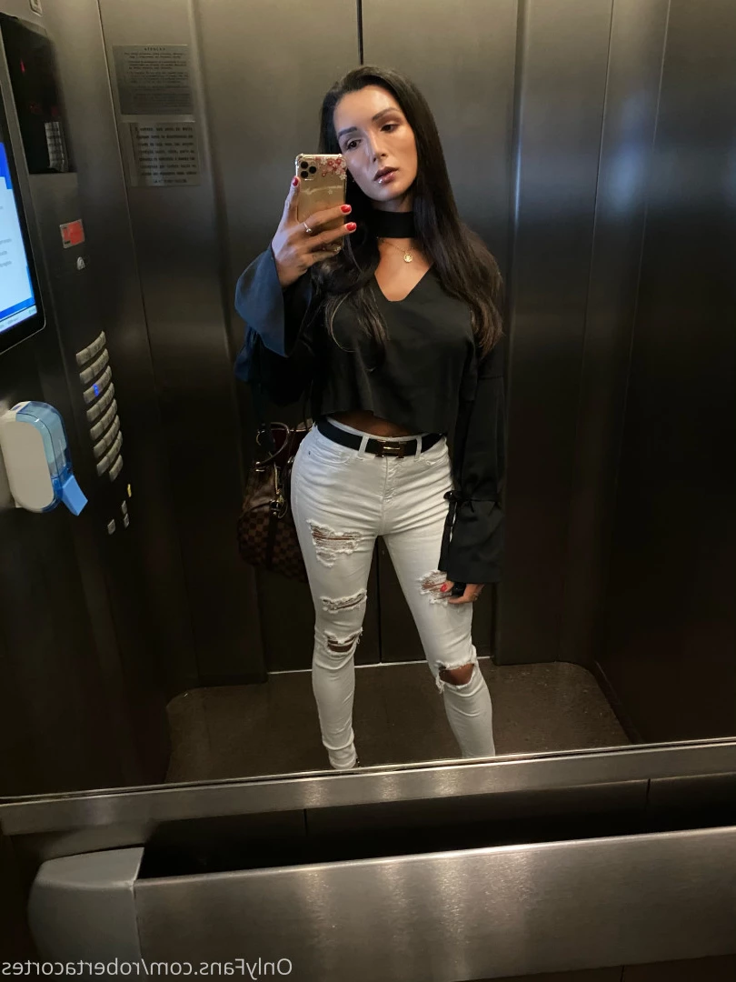 Roberta Cortes TS [ robertacortes ] Onlyfans leaked photo 7135848 on Hotleaks.tv