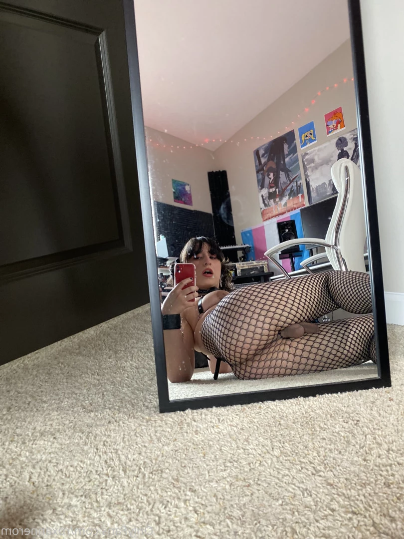 Roxanne Rom [ roxannerom ] Onlyfans leaked photo 6722447 on Hotleaks.tv