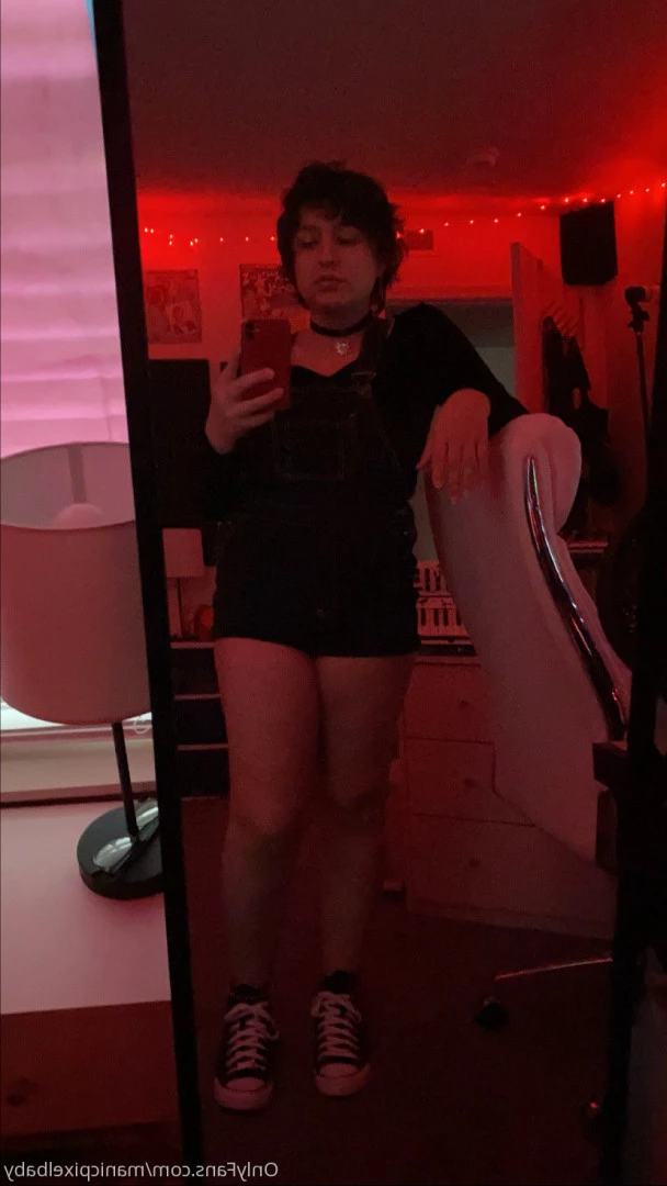 Roxanne Rom [ roxannerom ] Onlyfans leaked photo 6723279 on Hotleaks.tv