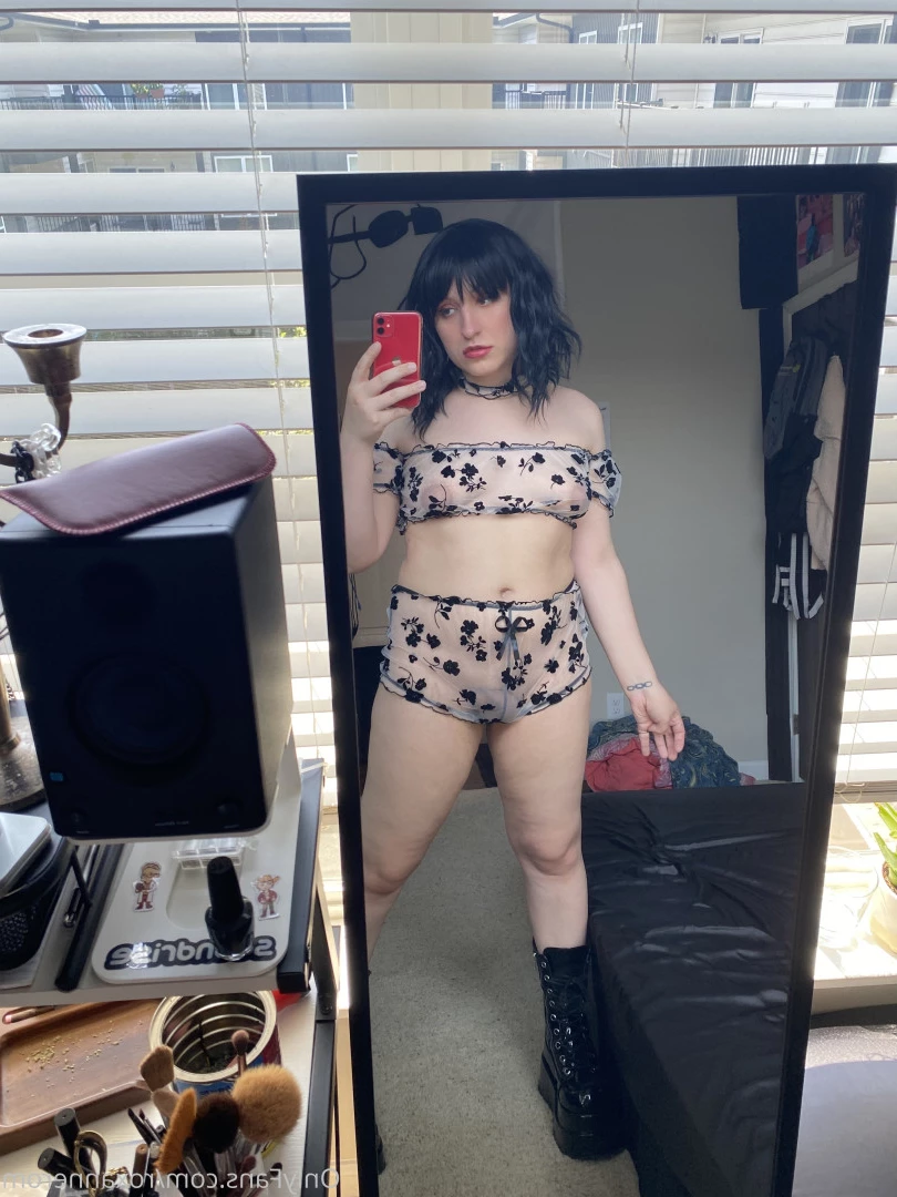 Roxanne Rom [ roxannerom ] Onlyfans leaked photo 6728265 on Hotleaks.tv