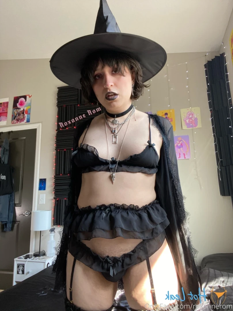 Roxanne Rom [ roxannerom ] Onlyfans leaked photo 15214313 on Hotleaks.tv