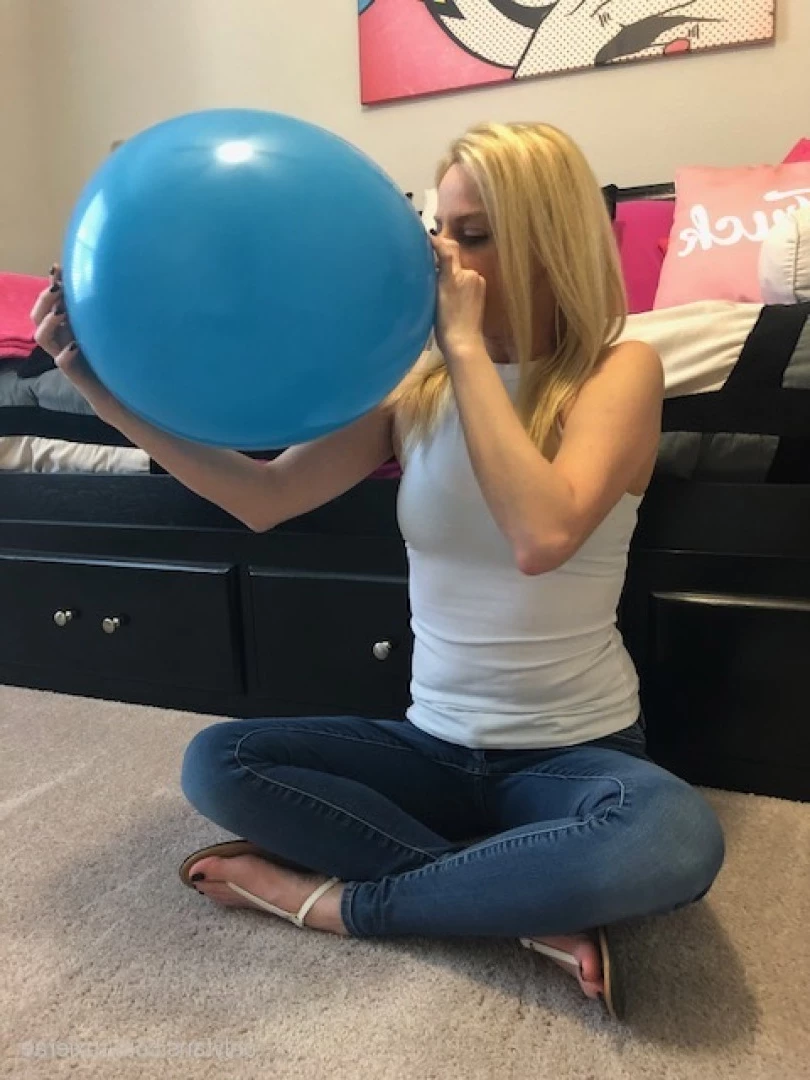 Roxie Rae [ roxierae ] Onlyfans leaked photo 7212683 on Hotleaks.tv
