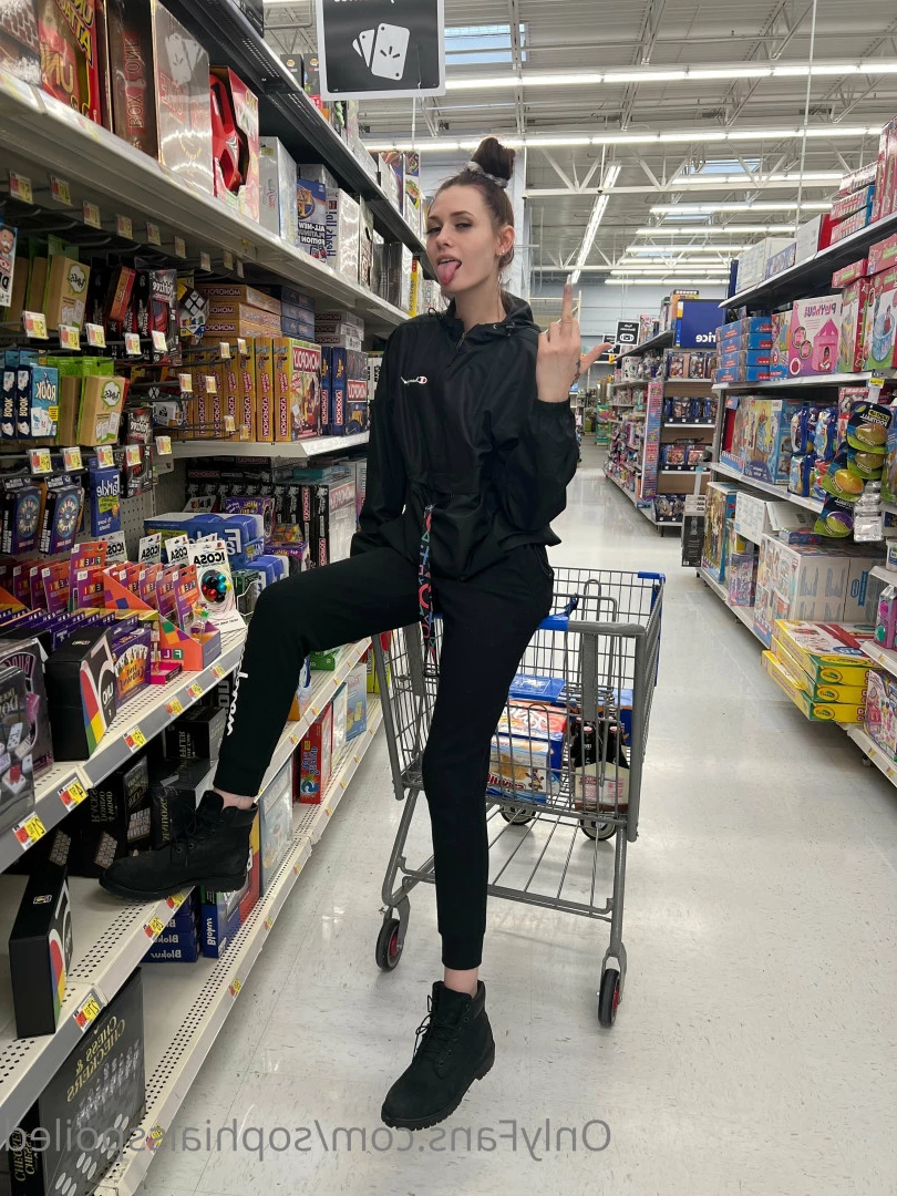 Miss Sophia Nyx 💰 [ sophiaisspoiled ] Onlyfans leaked photo 7078926 on Hotleaks.tv
