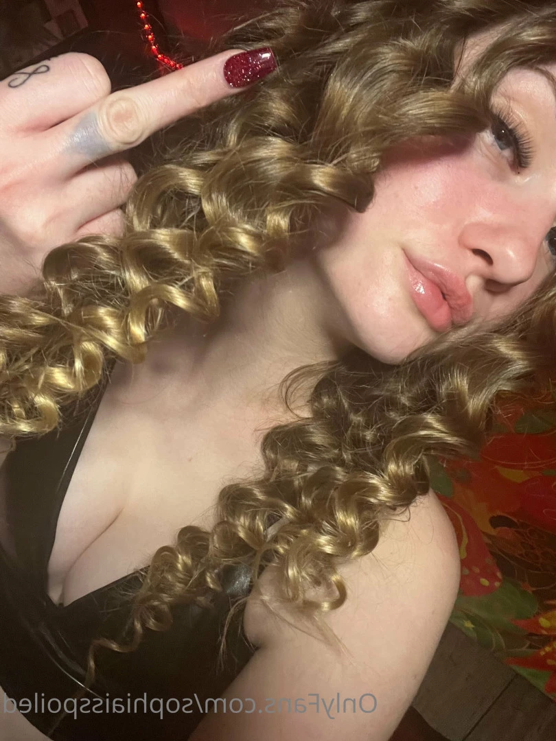 Miss Sophia Nyx 💰 [ sophiaisspoiled ] Onlyfans leaked photo 7079101 on Hotleaks.tv