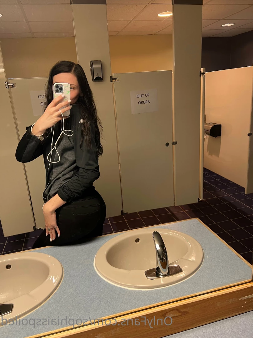 Miss Sophia Nyx 💰 [ sophiaisspoiled ] Onlyfans leaked photo 7089176 on Hotleaks.tv