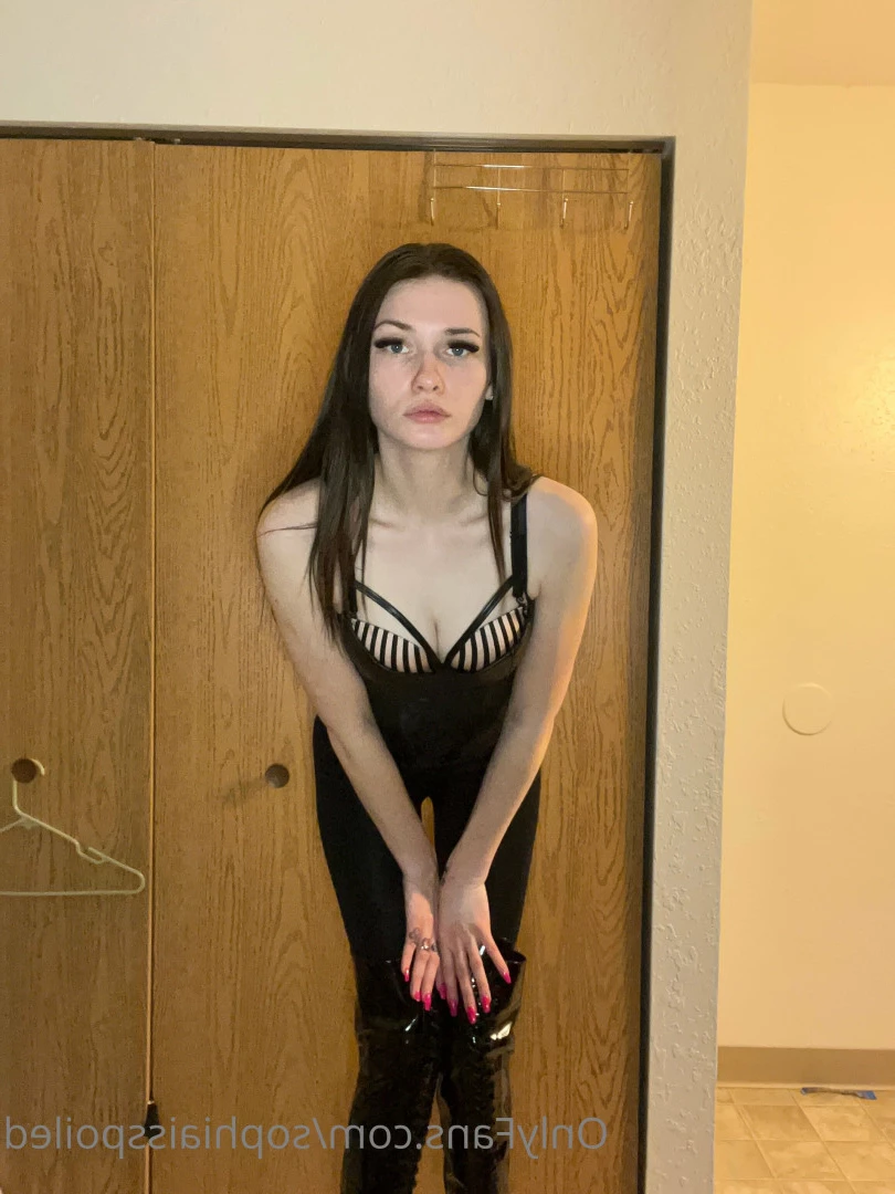 Miss Sophia Nyx 💰 [ sophiaisspoiled ] Onlyfans leaked photo 7090374 on Hotleaks.tv