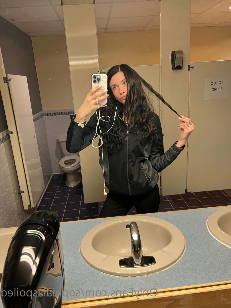 Miss Sophia Nyx 💰 [ sophiaisspoiled ] Onlyfans leaked photo 7095722 on Hotleaks.tv