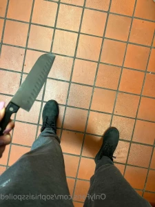 7098301