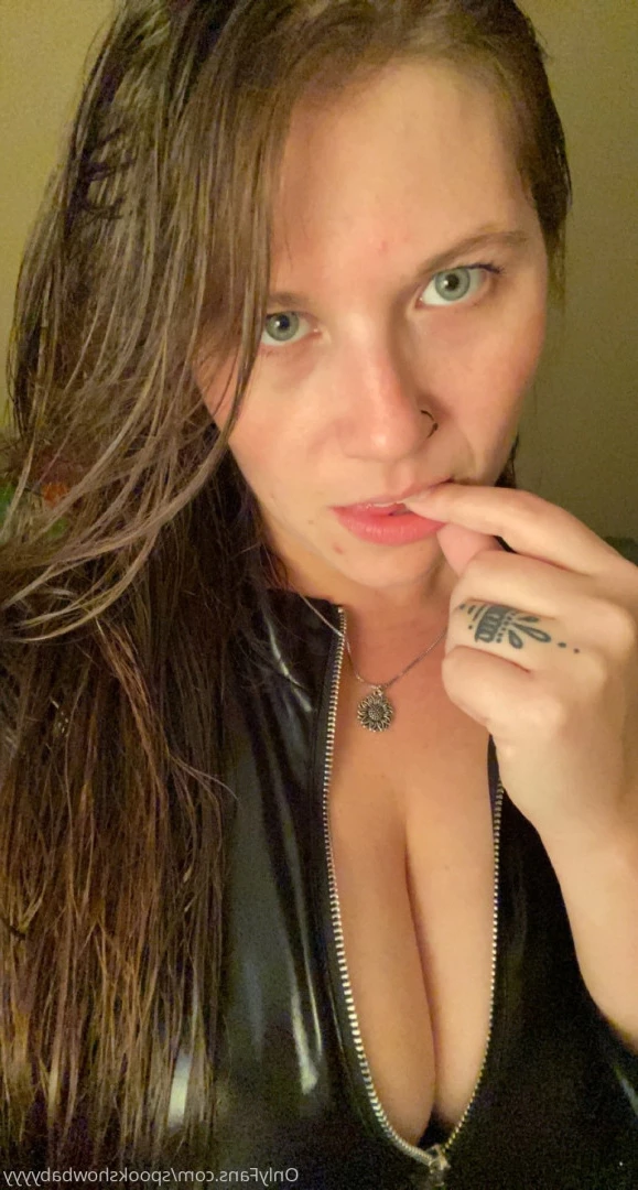spookshowbabyyyy Onlyfans leaked photo 6597393 on Hotleaks.tv