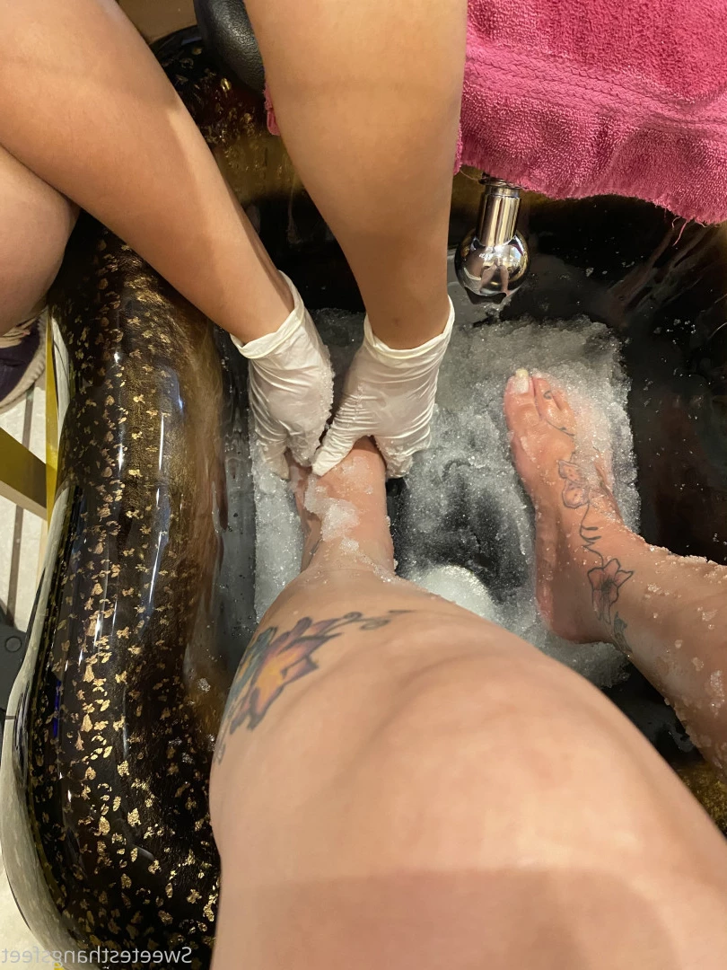 Goddess Rhonda [ sweetesthangsfeet ] Onlyfans leaked photo 7023940 on Hotleaks.tv