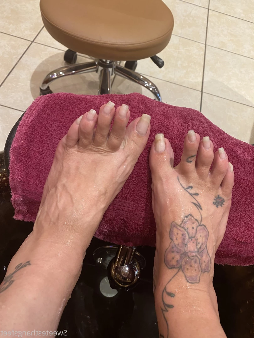 Goddess Rhonda [ sweetesthangsfeet ] Onlyfans leaked photo 7028293 on Hotleaks.tv