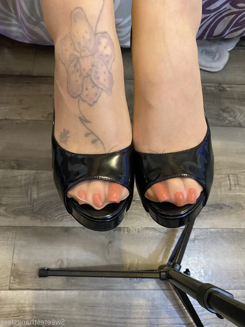 Goddess Rhonda [ sweetesthangsfeet ] Onlyfans leaked photo 7036196 on Hotleaks.tv