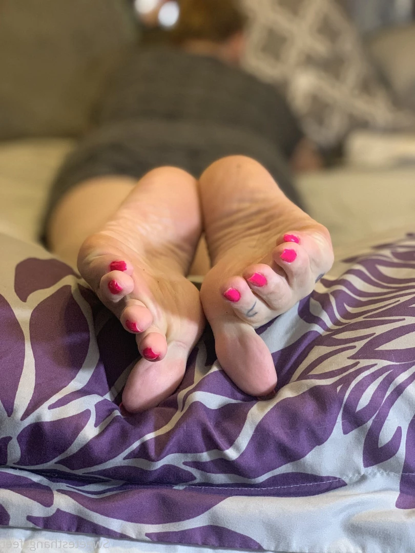 Goddess Rhonda [ sweetesthangsfeet ] Onlyfans leaked photo 7036484 on Hotleaks.tv