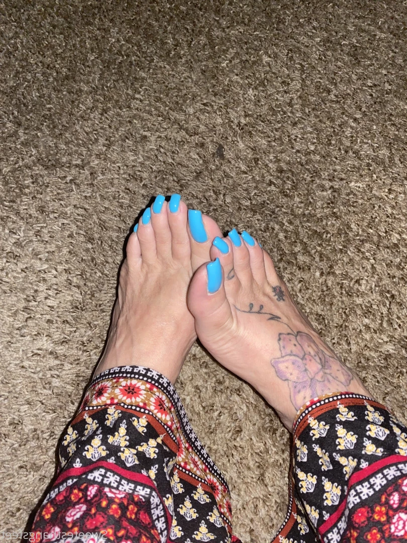 Goddess Rhonda [ sweetesthangsfeet ] Onlyfans leaked photo 7036874 on Hotleaks.tv
